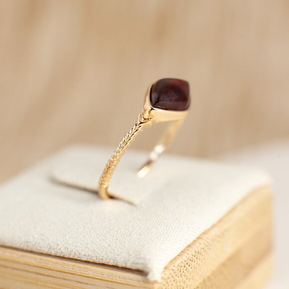 Natural Amber Gold Ring, Dainty Ring, Stacking Rings - Picture 3 of 11